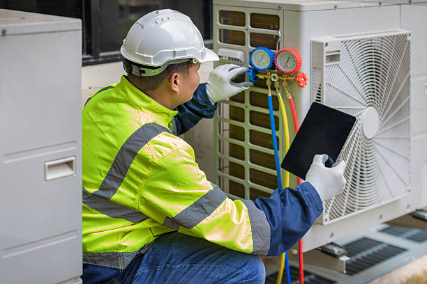 Professional Hvac technician working in Siloam, NC